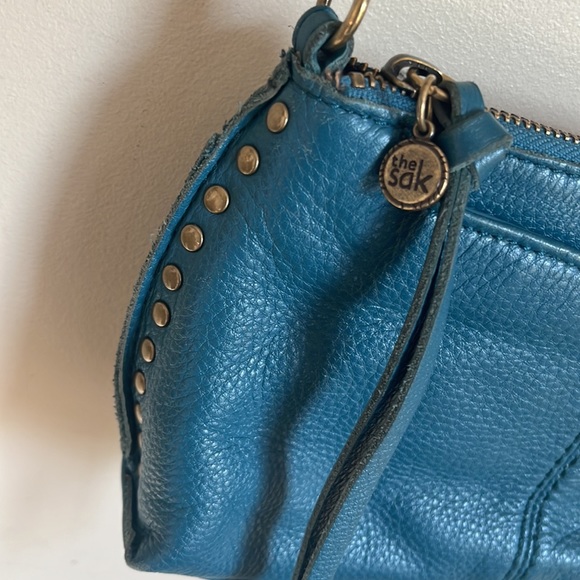 THE SAK Silverlake Teal Leather Studded Convertible Crossbody Bag - Picture 4 of 12